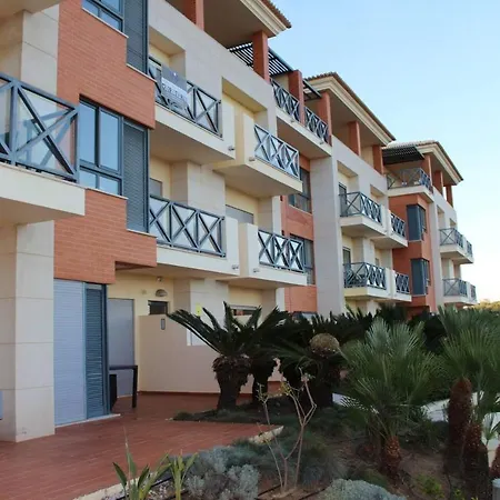 Apartamento Charming 3-bed In Albufeira